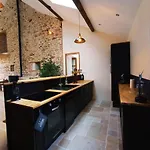 Vakantiehuis La Grange De Marie A St Angel - Magnifique Grange Renovee En Loft Pour 1 A 6 Pers *