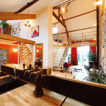 La Grange De Marie à St Angel - Magnifique Grange Rénovée En Loft Pour 1 à 6 Pers Casa vacanze Saint-Angel (Allier)