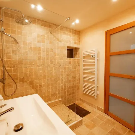 Hébergement de vacances La Grange De Marie à St Angel - Magnifique Grange Rénovée En Loft Pour 1 à 6 Pers