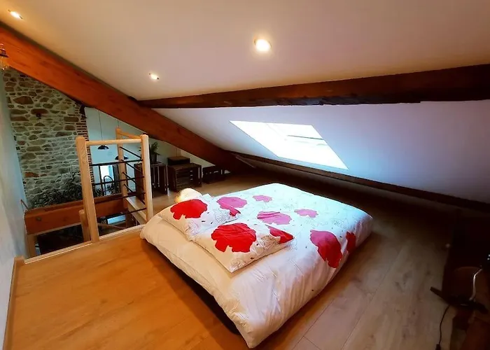 La Grange De Marie à St Angel - Magnifique Grange Rénovée En Loft Pour 1 à 6 Pers Casa de Férias *